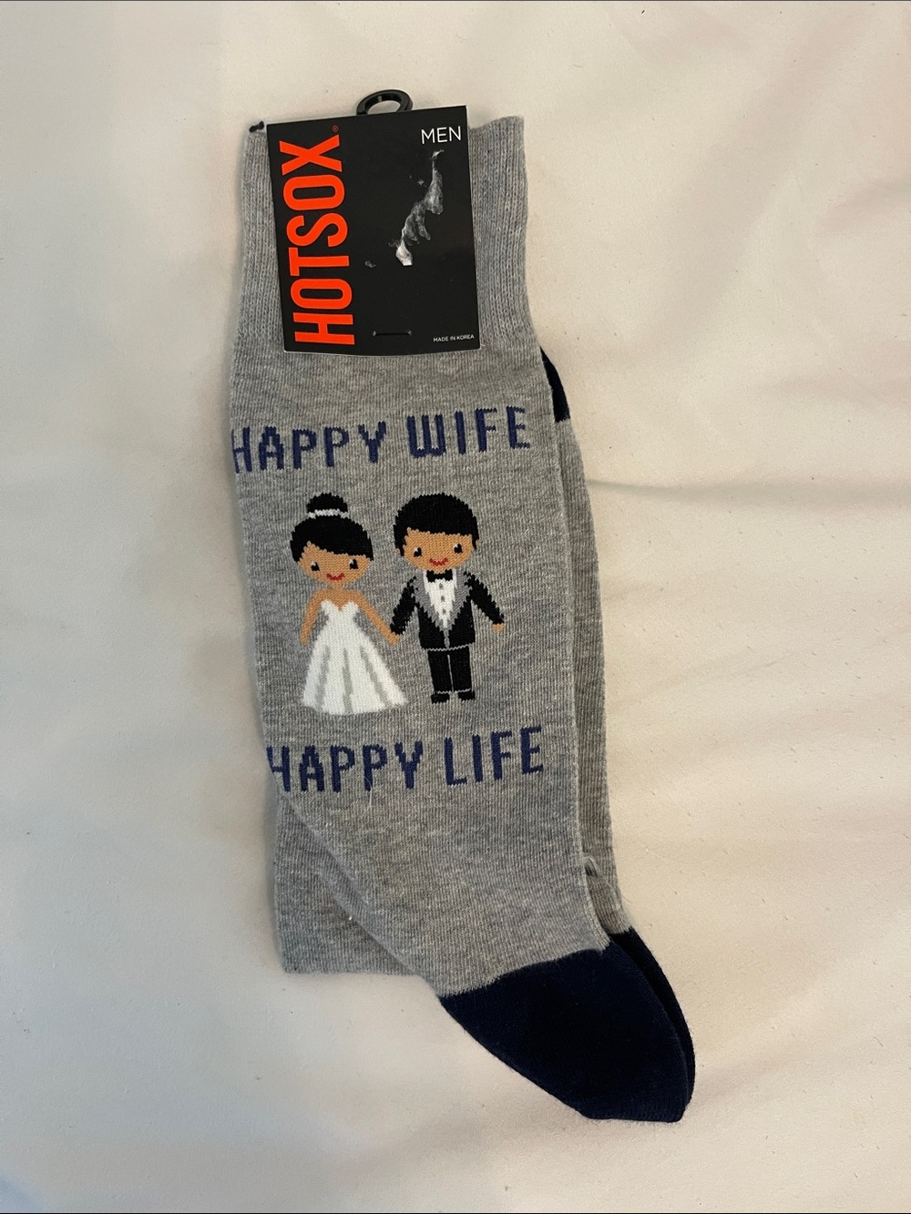 Hot Sox Men’s Gray Novelty Socks with Navy and White Wedding Design